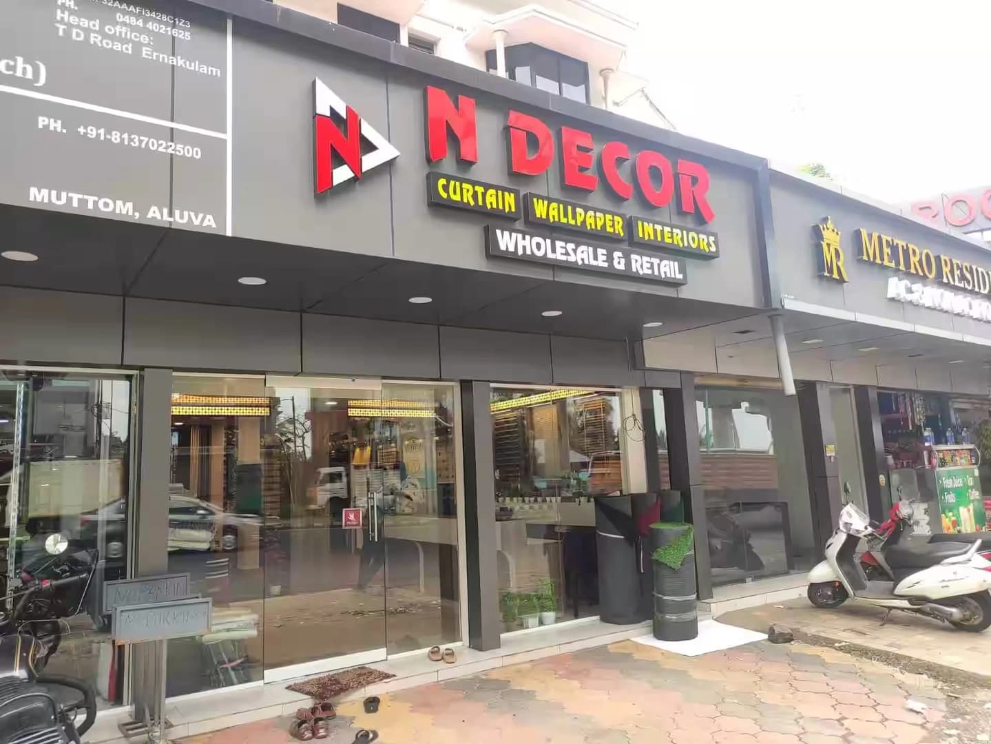 Kasturba Road Textile Shops