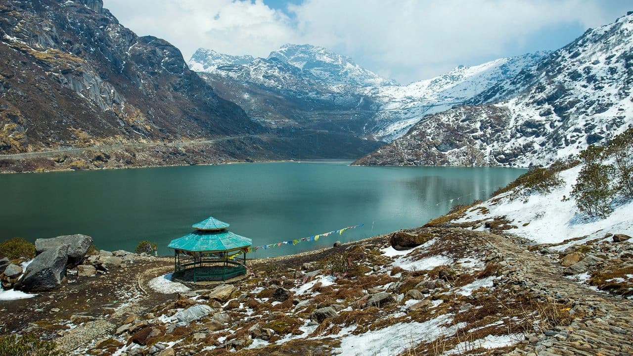 Tsomgo Lake (Changu Lake)