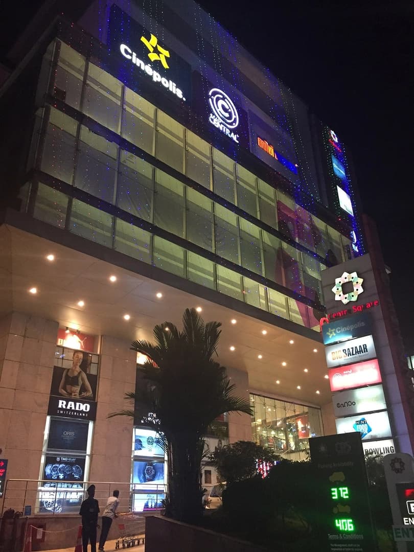 Centre Square Mall