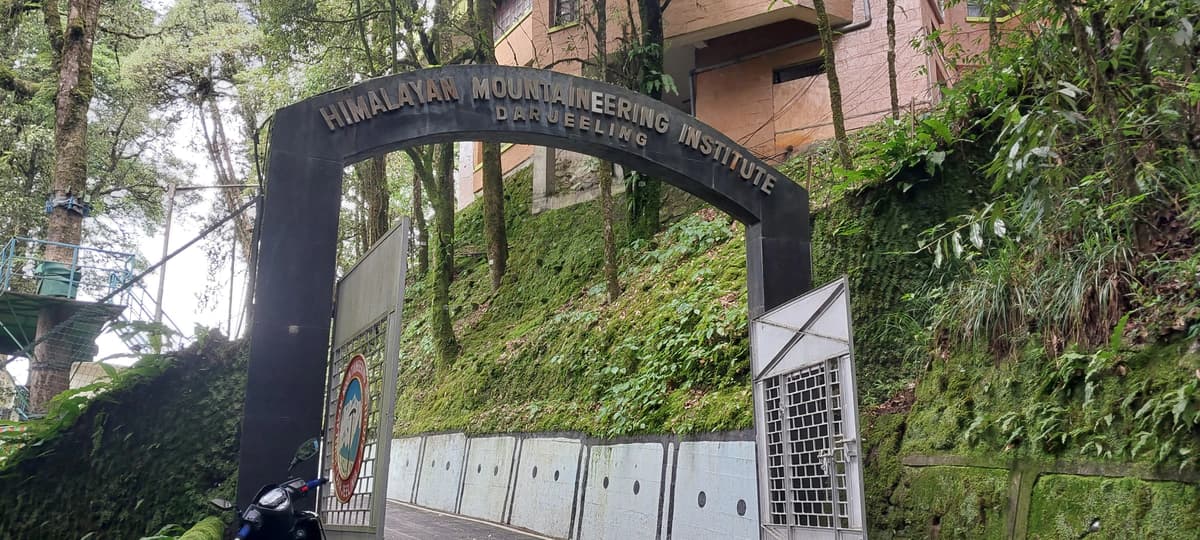 Himalayan Mountaineering Institute