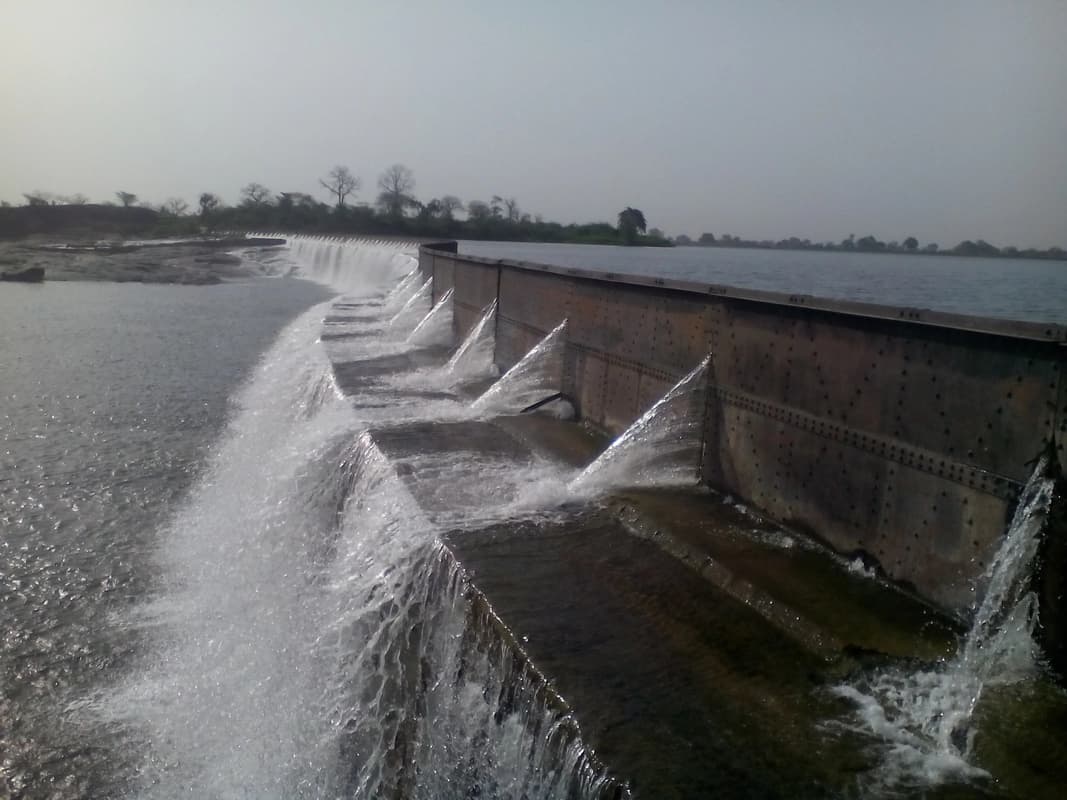Parichha Dam