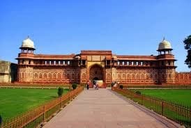 Jahangir's Palace (Jahangiri Mahal)